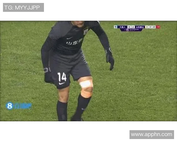 足球明星饮用藿香正气的背后故事与健康启示 足球明星饮用藿香正气的背后故事与健康启示