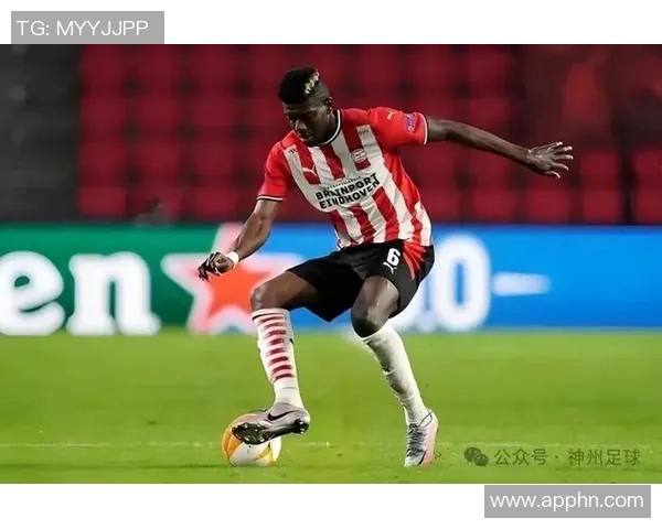 时速达到198公里的足球明星背后的训练秘密与成就分享 时速达到198公里的足球明星背后的训练秘密与成就分享