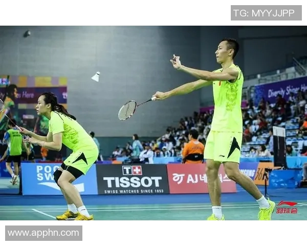 广州羽毛球队与武汉羽毛球队赛后分析灵活性对比与战术启示