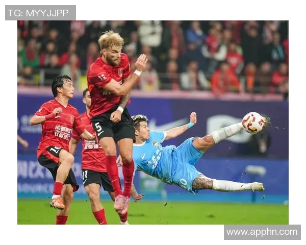 成都迎来足球明星齐聚盛况引发球迷热议与期待