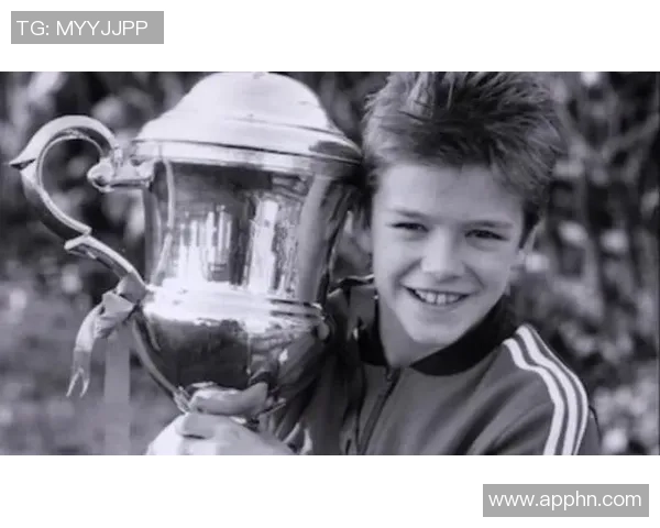 刚刚退役的足球明星们的传奇人生与未来发展展望 刚刚退役的足球明星们的传奇人生与未来发展展望