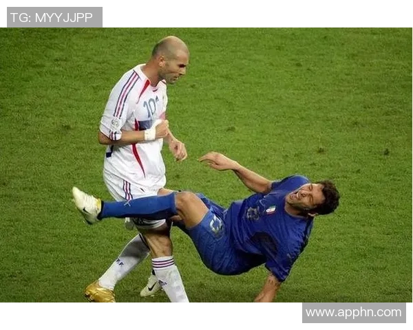 长发足球明星精彩瞬间汇总及其独特风采展示 长发足球明星精彩瞬间汇总及其独特风采展示